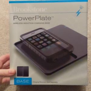 Brookstone PowerPlate Wireless Induction Charging